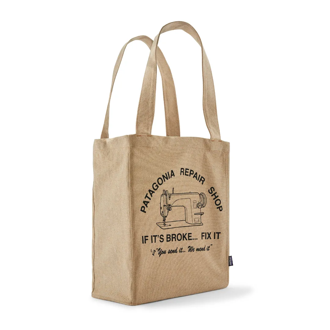Patagonia Recycled Market Tote RPCC (Repair Shop: Classic Tan) - Skuldertaske