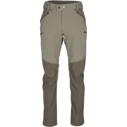 Pinewood Brenton Buks