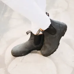Blundstone CLASSICS #587 Chelsea Boot Rustic Black