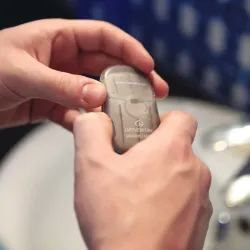 Lifeventure Shaving Leaves