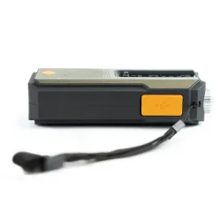 Highlander Ndradio Med Powerbank Og Lommelygte