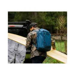 YETI Crossroads 27L Backpack