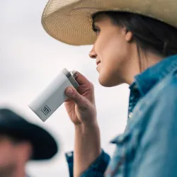 YETI Flask Lommelrke