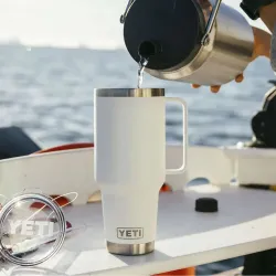 YETI Rambler 42 oz (1.2 l) Straw Mug