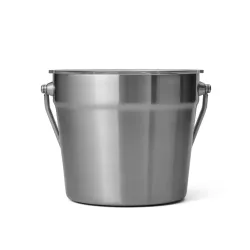 YETI Rambler 7.6 L Beverage Bucket