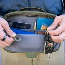 YETI Ranchero 4L Crossbody Bag