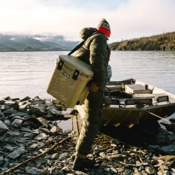 YETI Roadie 24 Hard Cooler K�leboks