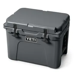 YETI Tundra 35 Hard Cooler K�leboks