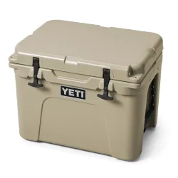 YETI Tundra 35 Hard Cooler Kleboks