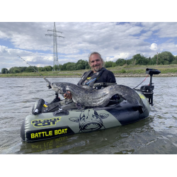 Black Cat Battle Boat