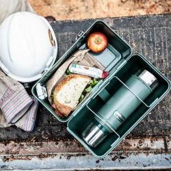 Stanley Classic Lunchbox 9.4L og Stanley Legendary Classic Flask 0.75L