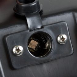 DLT Batteriboks med dobbelt sikring &amp; USB strmudtag